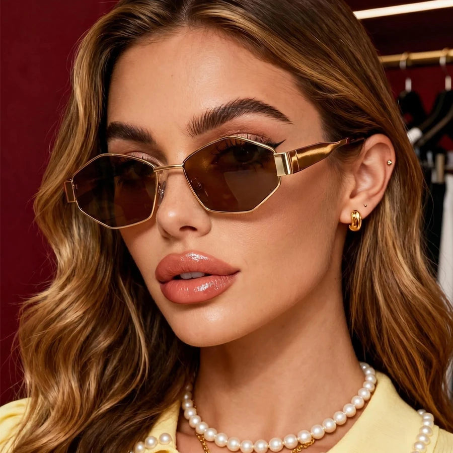 Retro Rhombus Steampunk Sunglasses For Women Men Trendy Metal Frame Sun Glasses Casual Outdoor Photography Accessory Eyewear