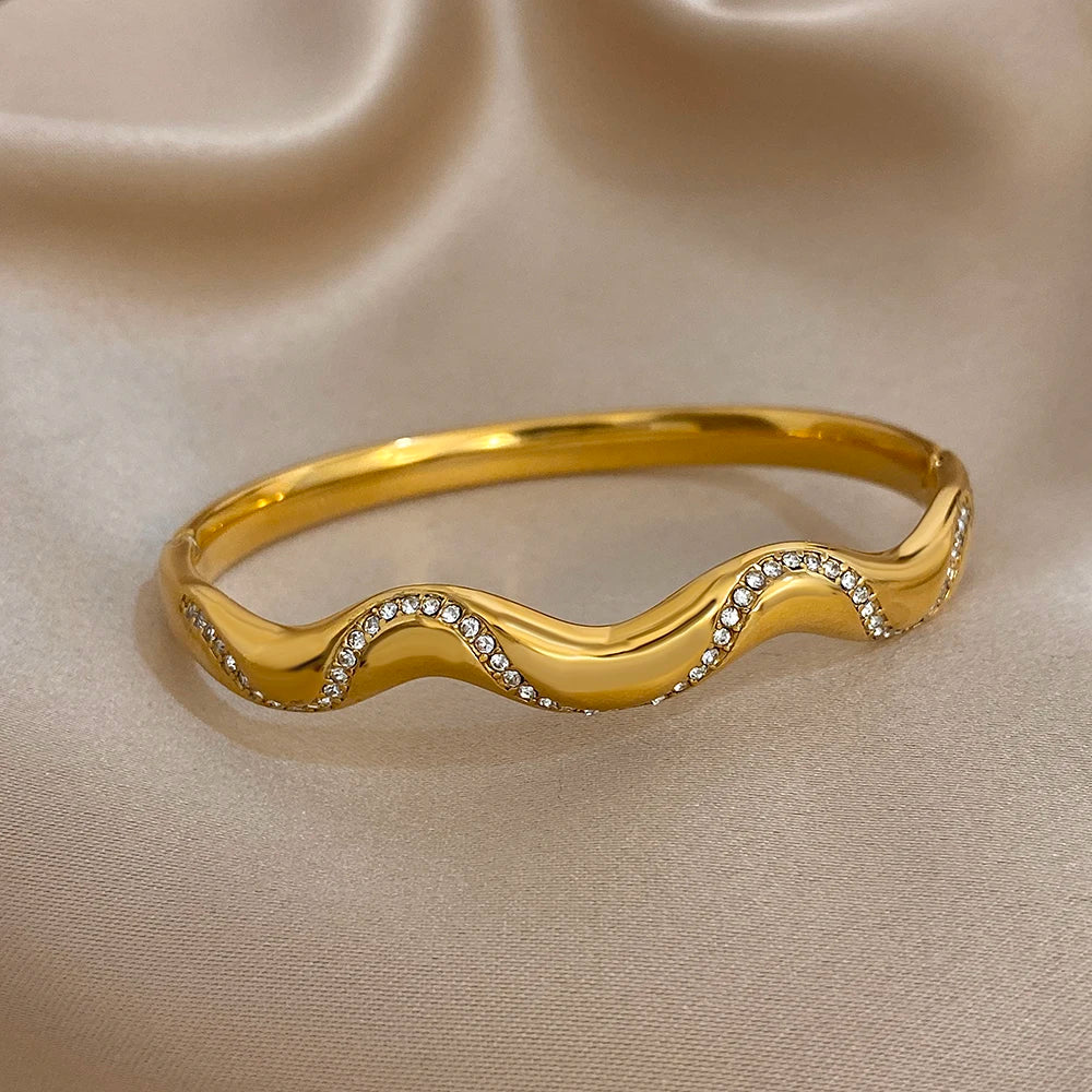 Glossy Wave Rhinestone Stainless Steel Chunky Bracelet for Women Exquisite Gold Color Cuff Bangle Bracelets Waterproof Jewelry