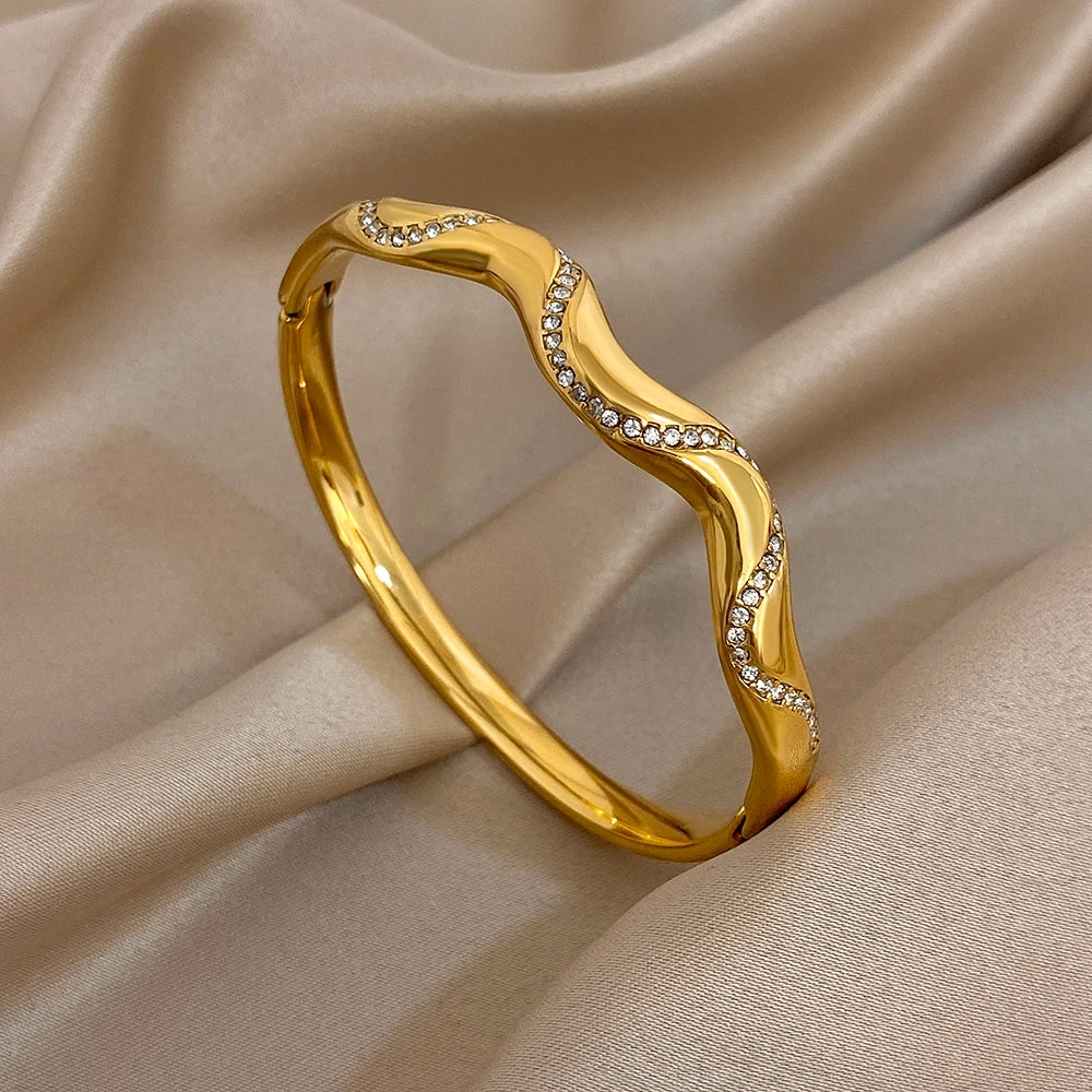 Glossy Wave Rhinestone Stainless Steel Chunky Bracelet for Women Exquisite Gold Color Cuff Bangle Bracelets Waterproof Jewelry
