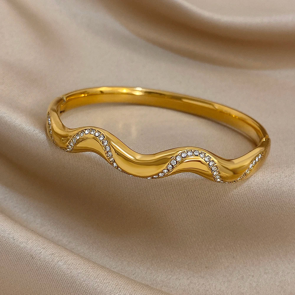 Glossy Wave Rhinestone Stainless Steel Chunky Bracelet for Women Exquisite Gold Color Cuff Bangle Bracelets Waterproof Jewelry